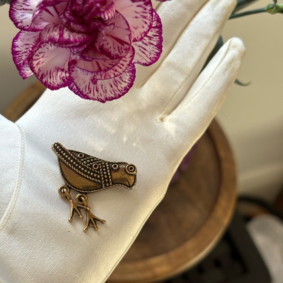 Rare!Vintage KALEVALA KORU KK Finland Bronze Brooch "Hattula Bird" Dangling Legs - Picture 2 of 3